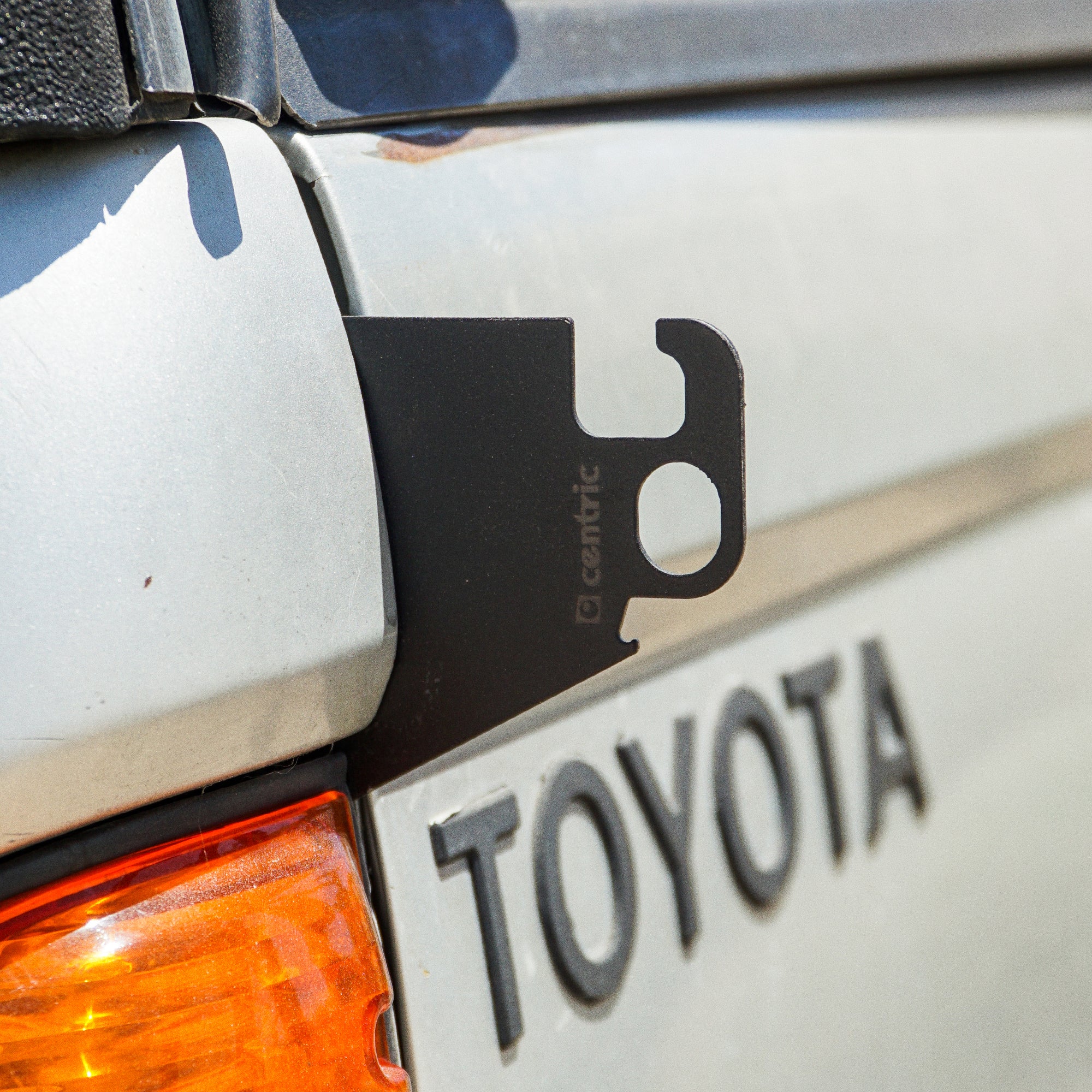 Weekender Utility Hook - Toyota Tacoma